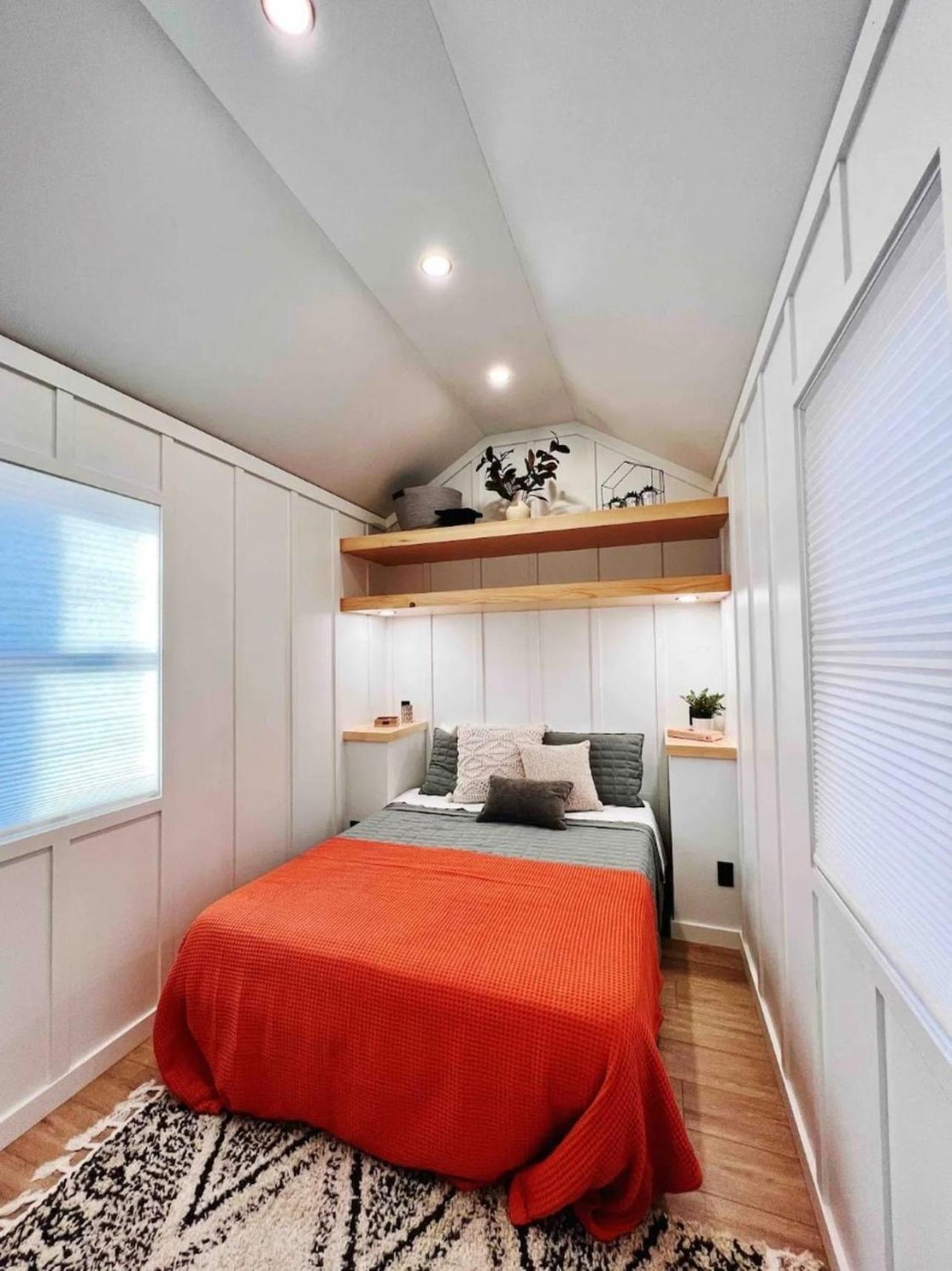 The Endeavor Tiny Home! Elizabethtown Bagian luar foto